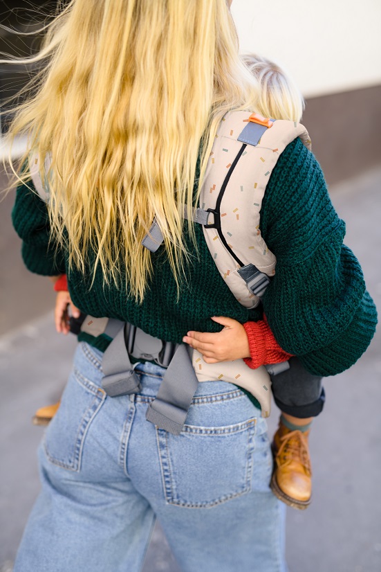 Kangura portabebés Mochila ergonómica Beco Toddler Sprinkles