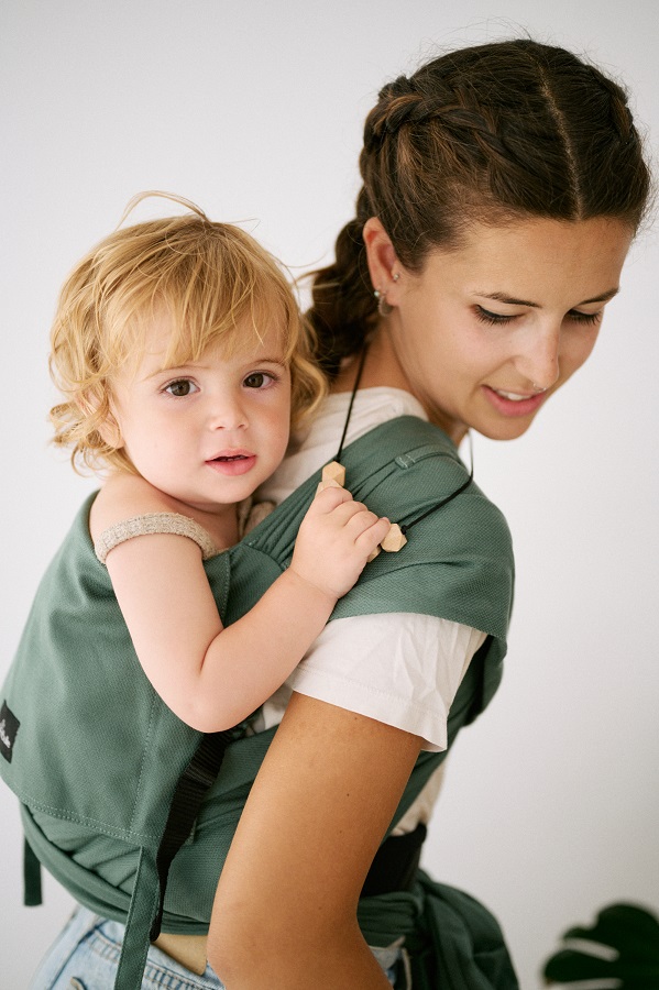 Kangura portabebés Collar de porteo y lactancia Momawo Woody