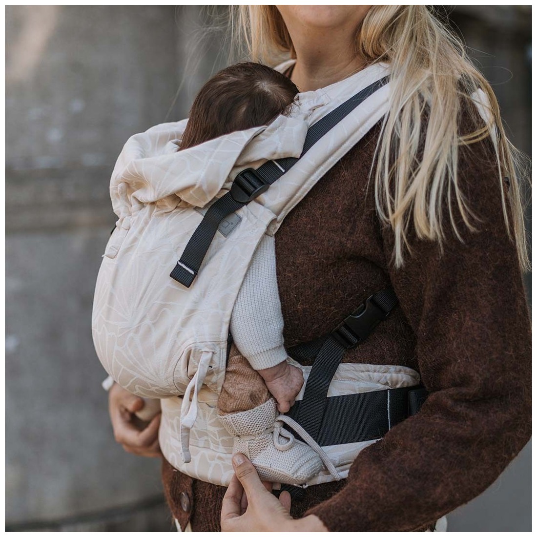 Kangura portabebés Mochila ergonómica Fidella Fusion Bebé Seashell Sand