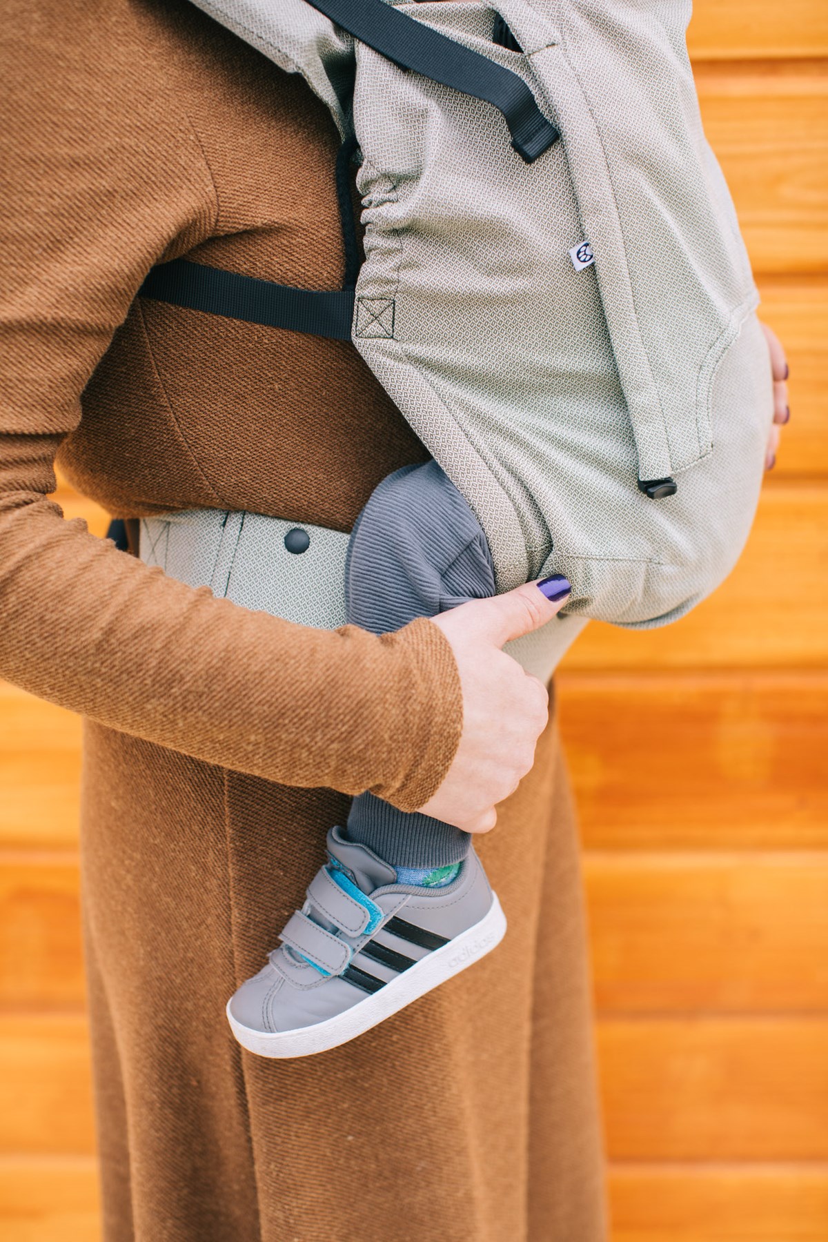 Kangura portabebés Mochila Evolutiva Portabebé Neko Smart Toddler Moss (Algodón orgánico)